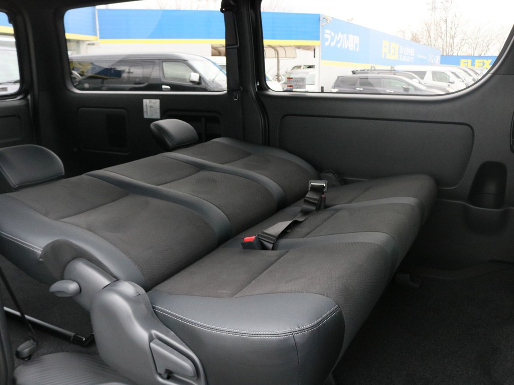 他車メーカーのシートカバーの取付も可能です！