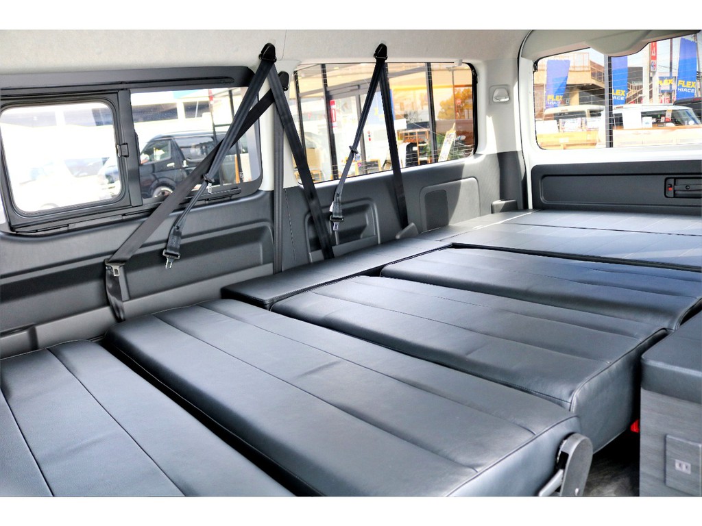 フルフラットも可能！！車中泊にも便利♪
