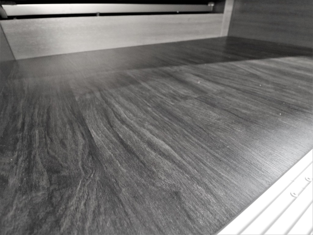 多くのお客様からご好評頂いているフローリング施工！