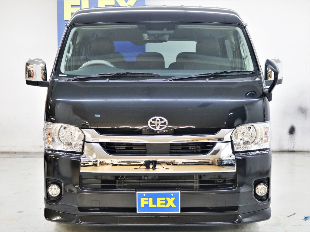 外装は黒でまとまったシンプルな１台！追加パーツのカスタムもご相談ください！