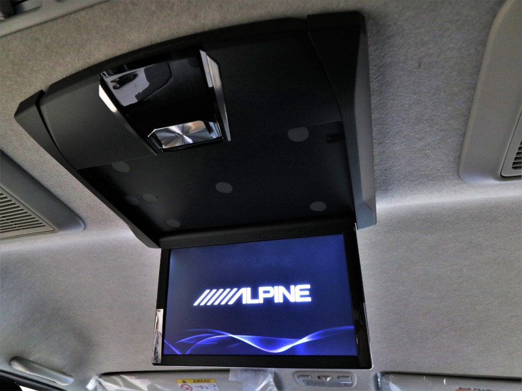 ALPINEフリップダウンモニター10.1型！