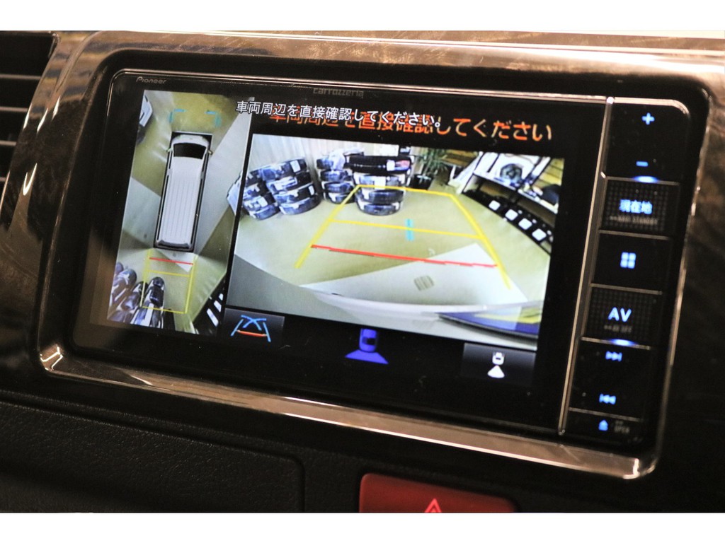 パノラミックビューモニター連動施工済みですので駐車もご安心ください★