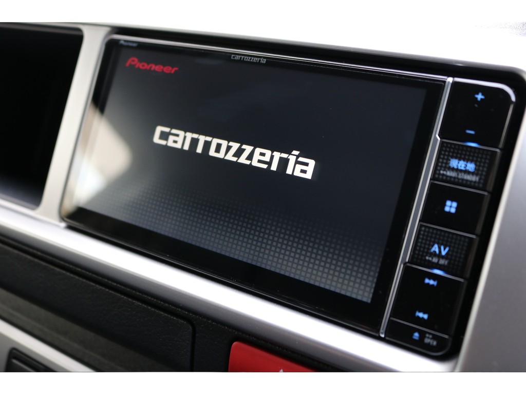カロッツェリア７型フルセグSDナビを装備！Bluetoothも接続できます！