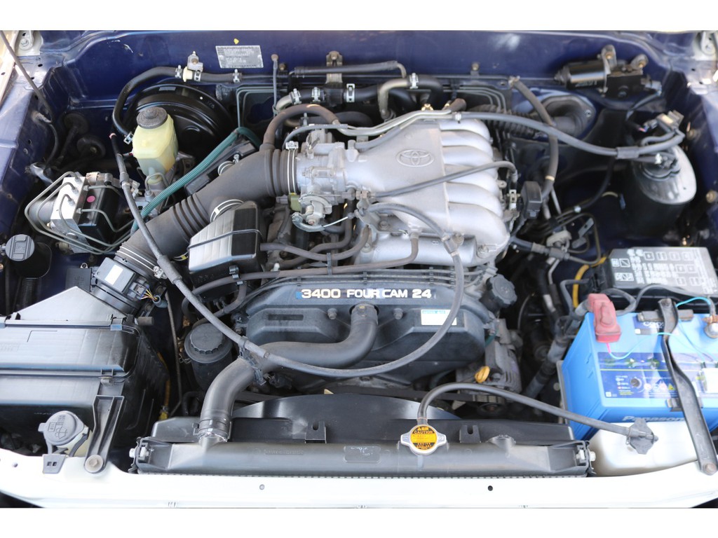 排気量の大きい３４００ｃｃのエンジン！荷物を沢山乗せてもパワー不足を感じさせません！