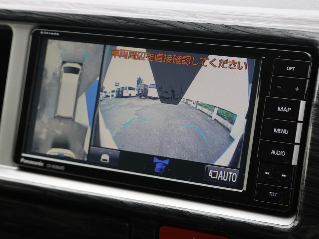 駐車時の飛出し事故を防止するパーキングサポートブレーキ搭載！