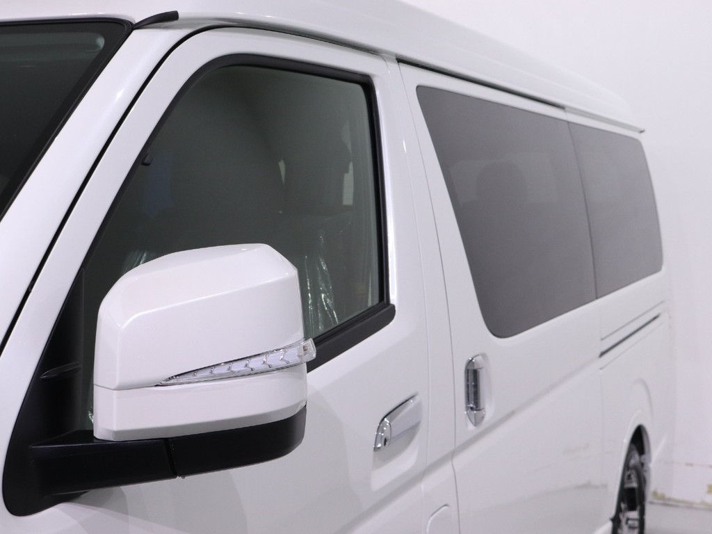 AVESTウインカーミラー付き！