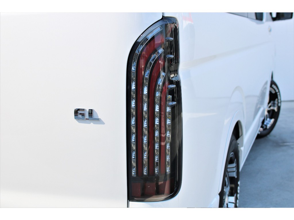 オリジナル煌レッドＬＥＤテールランプをインストール！！