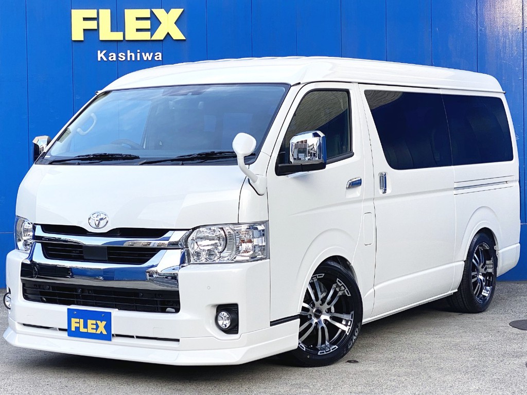 新車ハイエースワゴンＧＬ ＦＬＥＸオリジナルシートアレンジＶｅｒ１ トリプルナビパッケージ！！