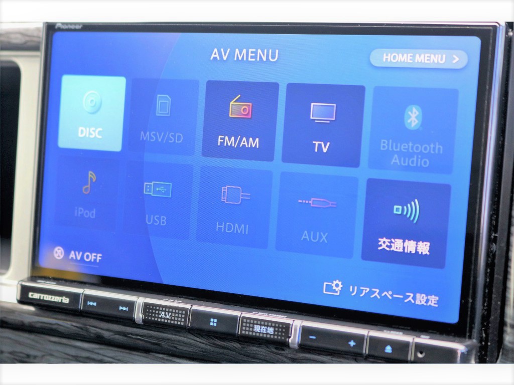 カロッツェリア８インチＳＤナビ搭載！！大きく見やすいですよ！