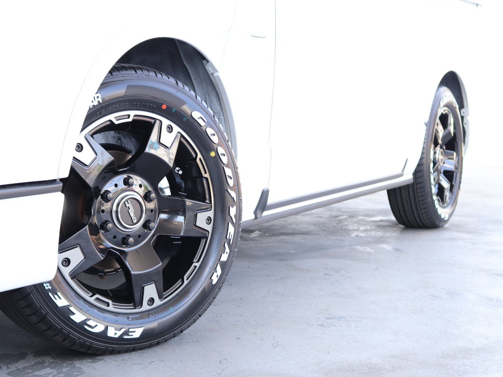 FLEX03　17インチアルミホイール☆グッドイヤーナスカー☆