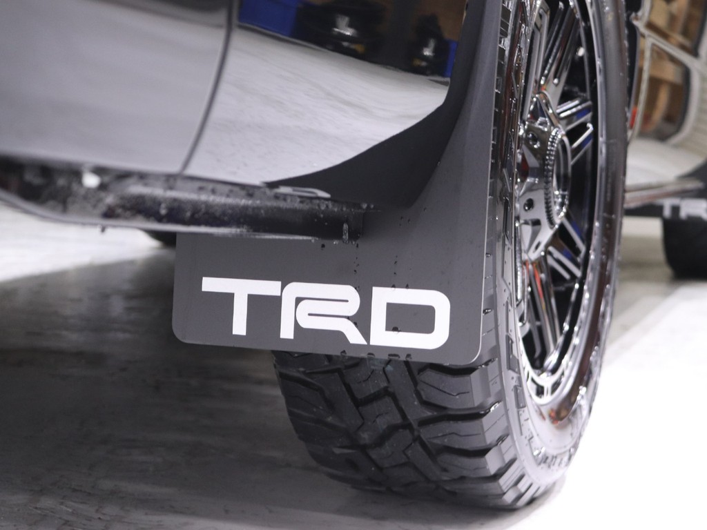 TRDマッドフラップ！