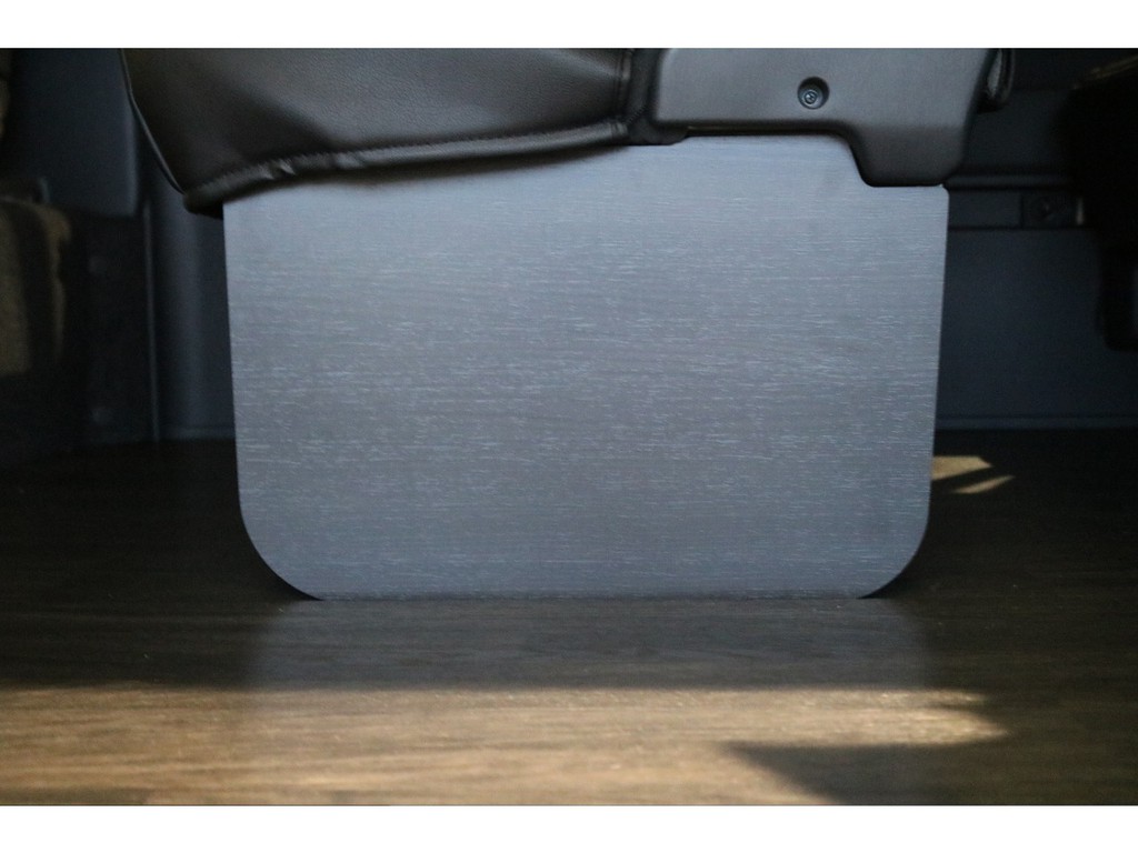 フットパネルで足元からお洒落に！