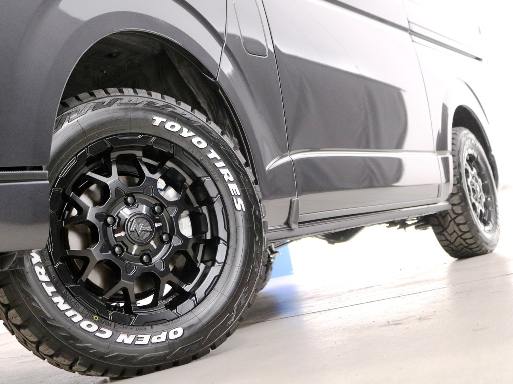 ナイトロパワー　Ｍ２８ＢＵＬＬＥＴ　１６インチアルミホイール！タイヤは、ＴＯＹＯ　オープンカントリーをインストール♪