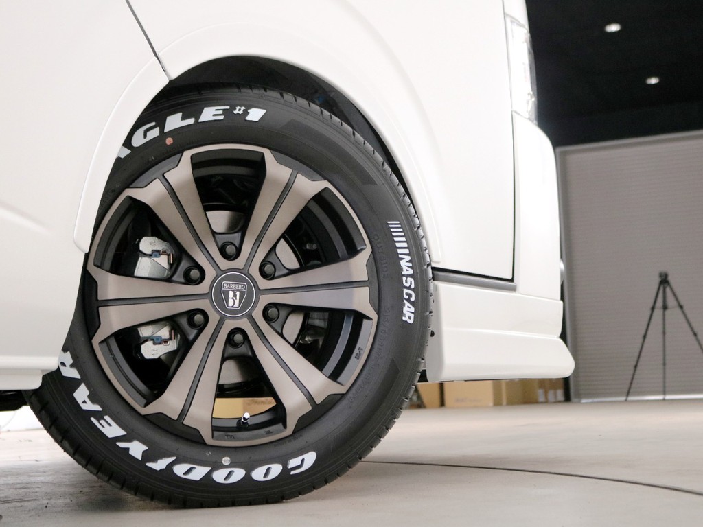 クリムソン　バルベログランデ　１７インチアルミホイール！ＦＬＥＸ限定カラー♪