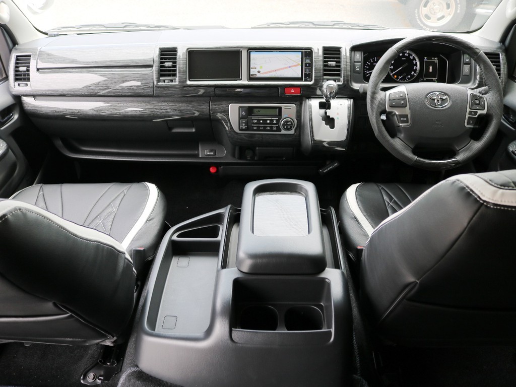 内外装にファインカスタムを施した新車ワゴンＧＬが入庫いたしました♪