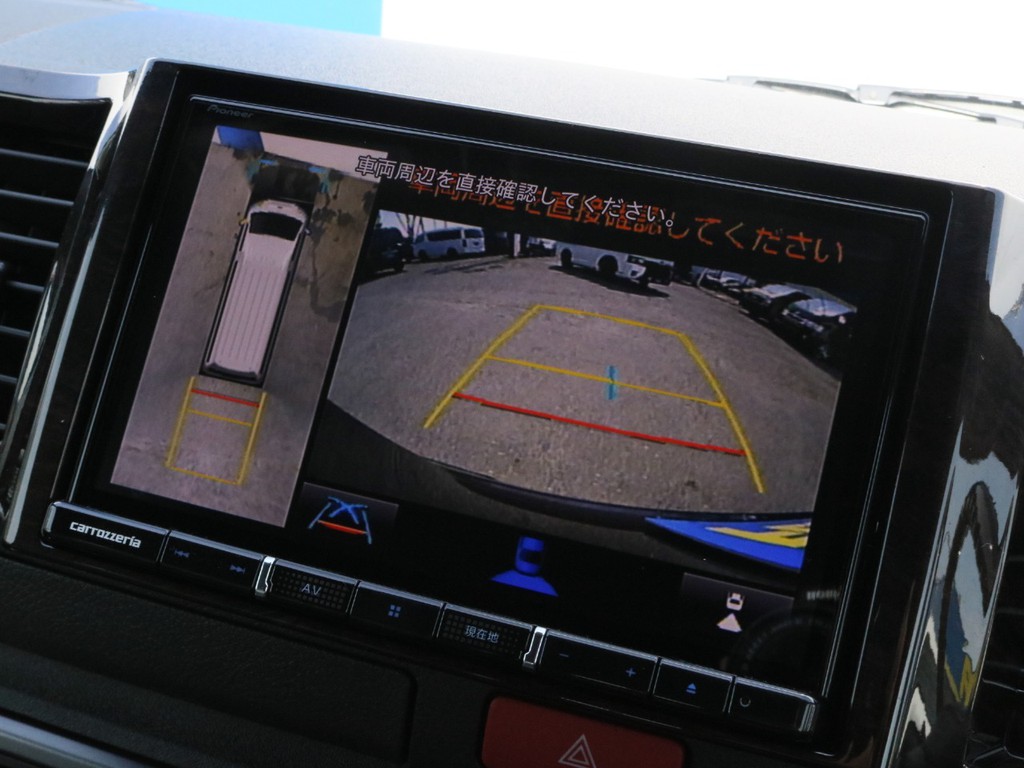 駐車時の飛出し事故を防止するパーキングサポートブレーキ搭載！