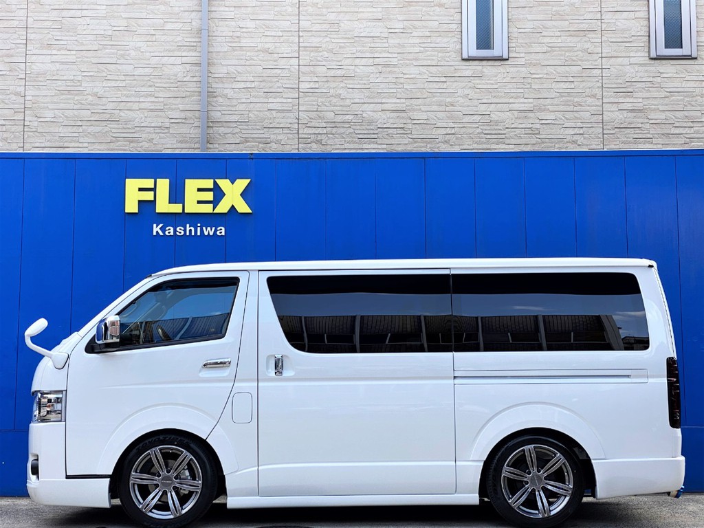 メーカーオプション 両側パワースライドドア完備！！