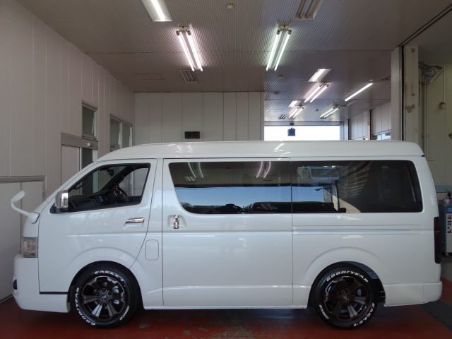 新車ハイエースＶダークプライムⅡワイド２８００ディーゼルナビパッケージ入庫致しました！！店頭在庫車、即納車可能になります！！