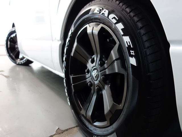 新車ハイエースＶダークプライムⅡワイド２８００ディーゼルナビパッケージ入庫致しました！！店頭在庫車、即納車可能になります！！