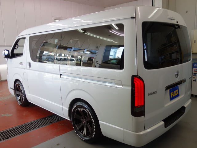 新車ハイエースＶダークプライムⅡワイド２８００ディーゼルナビパッケージ入庫致しました！！店頭在庫車、即納車可能になります！！