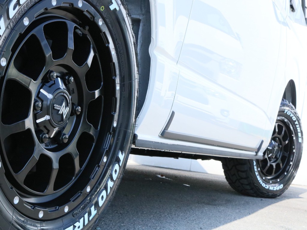 ナイトロパワーM10AWにオープンカントリタイヤを装着済み！