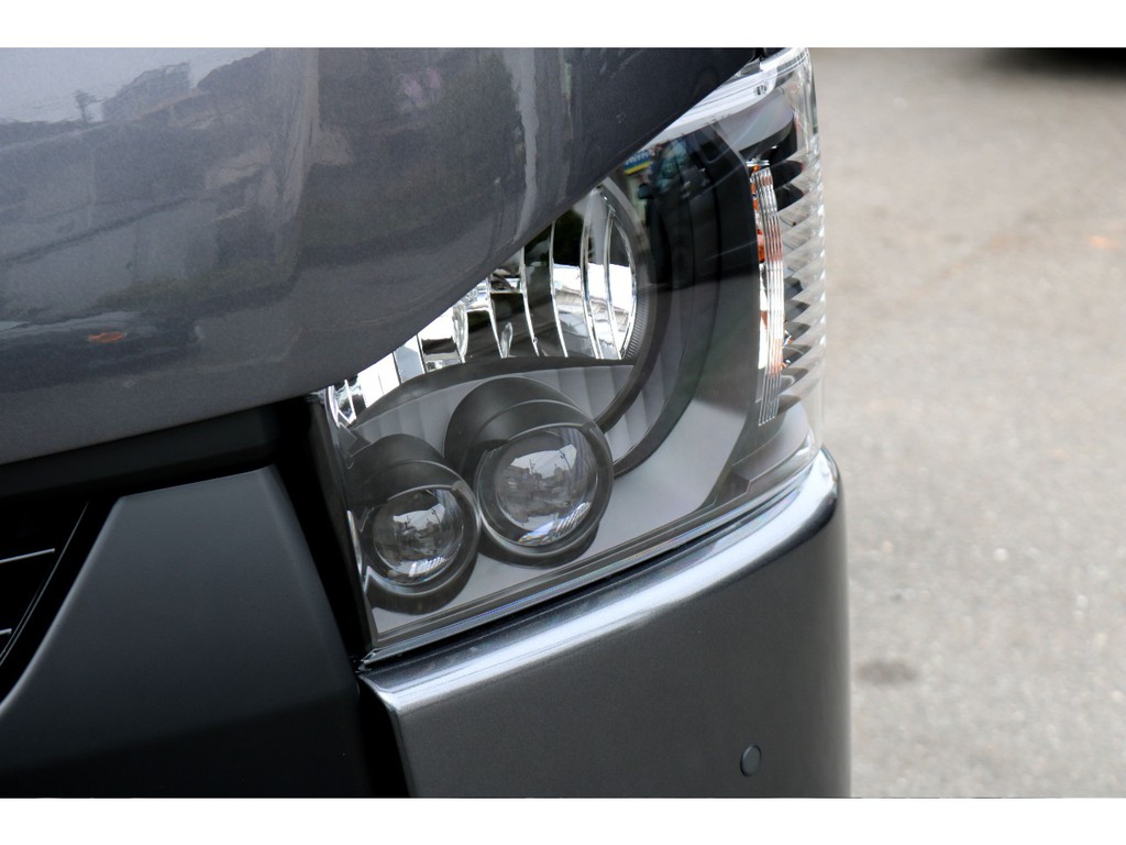 ＬＥＤヘッドライトインナーブラック施工