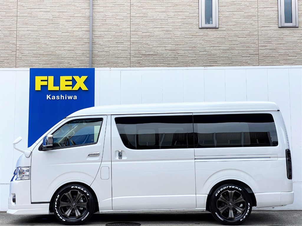 １．５インチローダウン施工済！！メーカーオプション パワースライドドアもついてますよ☆