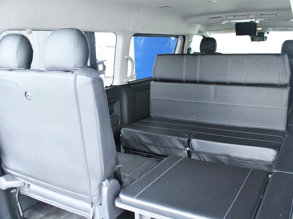 3列目も停車中であれば、4列目と対面式にすることができます！