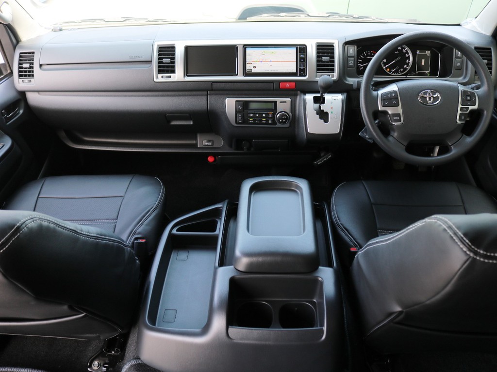 内外装にカスタムを施した新車グランドキャビンが入庫いたしました♪