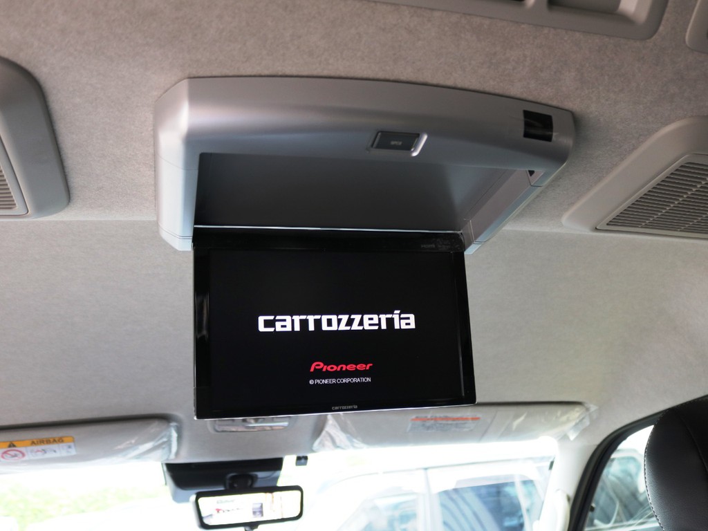 カロッツェリア　１０．２型　フリップダウンモニター！