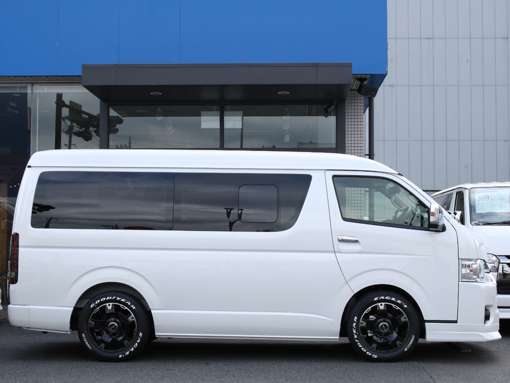 1.5インチローダウン済みの車両となっており、足回りがスッキリかっこよく仕上がっております！