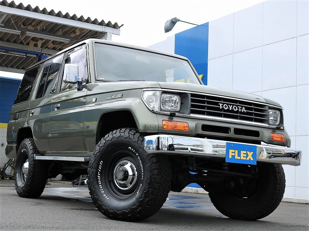 在庫車は全社第三者機関による車両検査＆走行距離メーターチェックを行い展示をしております。事故歴や走行距離改ざん車の無断販売は致しませんのでご安心ください。