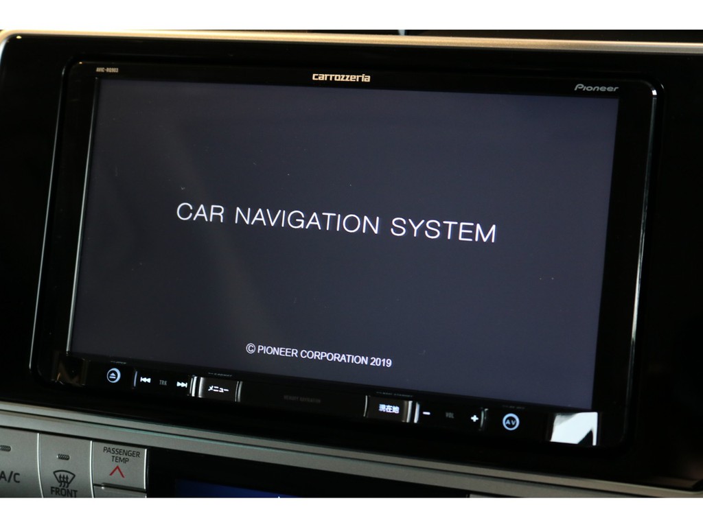 カロッツェリア製９インチＳＤナビＴＶ装備！