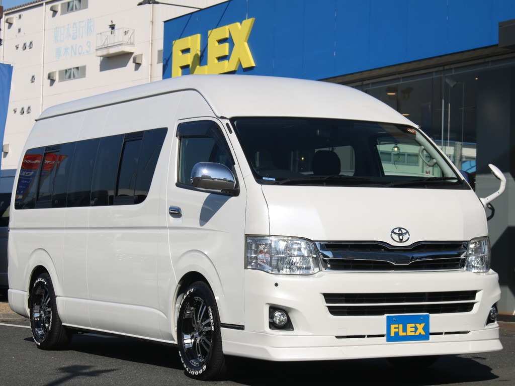 フロントからリアまでしっかりカスタムされたお車になっております。