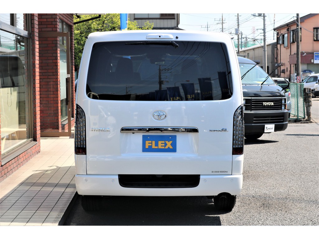 ＦＬＥＸオリジナル煌ＬＥＤテールランプ！ボディカラーに合うスモークタイプ☆