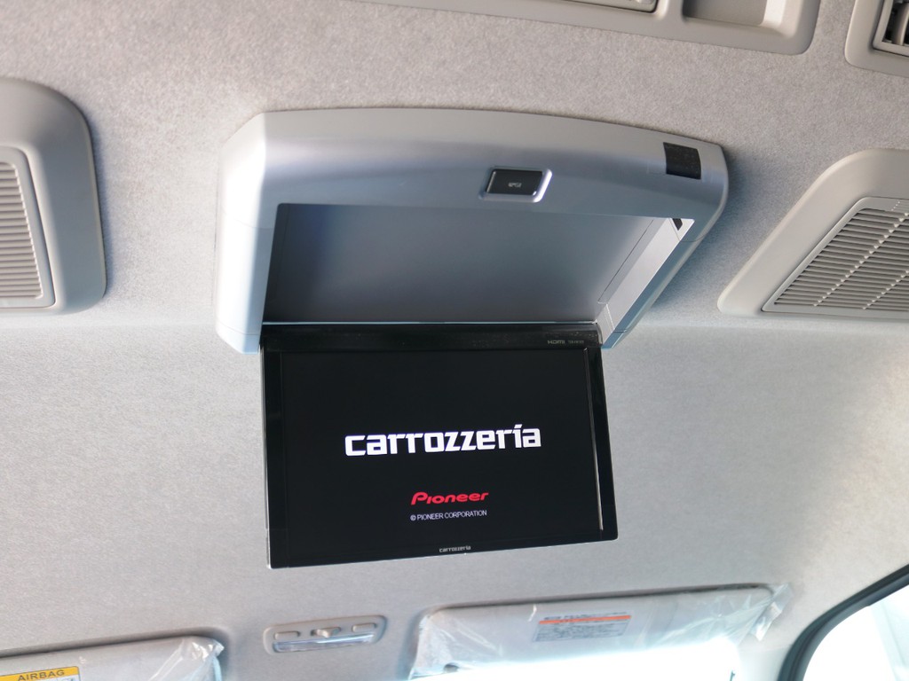カロッツェリア　１０．２型　フリップダウンモニター！