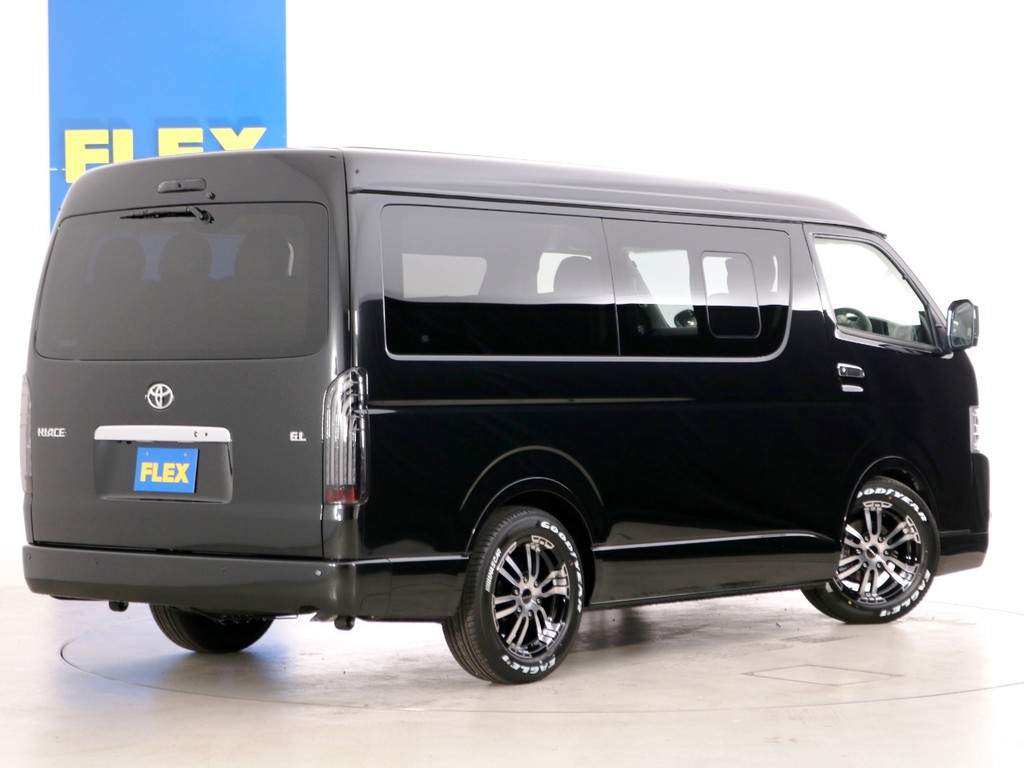 常時７０台以上のハイエース在庫数、フレックス株式会社ハイエース千葉北店！