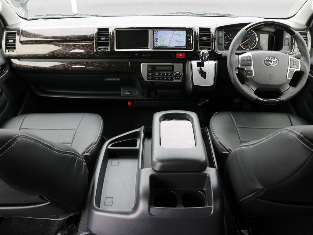 内外装にカスタムを施した新車ワゴンＧＬが入庫いたしました♪