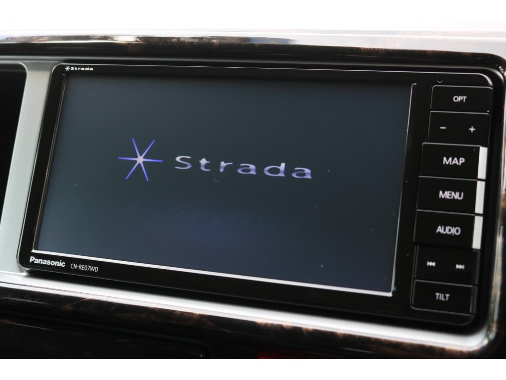 新品ストラーダＳＤナビＴＶ！