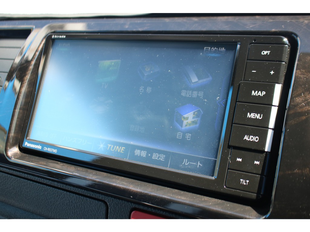 ７型新品ナビを搭載！フルセグ、ＤＶＤ＆Bluetoothもしっかり使えます！（時期によっては写真とは異なるナビが付く事がございます。）