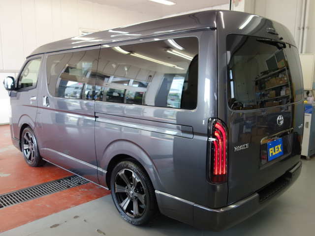 新車ダークプライムⅡワイドスーパーＧＬ２８００ディーゼルターボナビパッケージ入庫致しました！！店頭在庫車、即納車ご対応可能になります！！