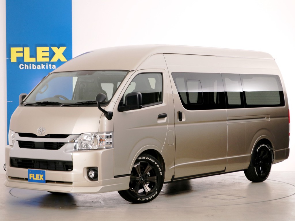 新車未登録　ハイエースバン　ＤＸ　スーパーロングハイルーフ　ＤＴ４ＷＤ　床張りカスタムＰＫＧ！