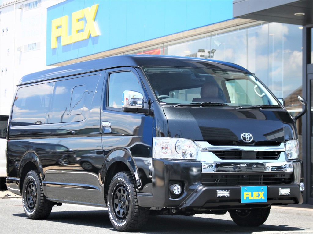 レオウィングアルミホイールとTOYOオープンカントリータイヤのセットが車両を引き立たせます！