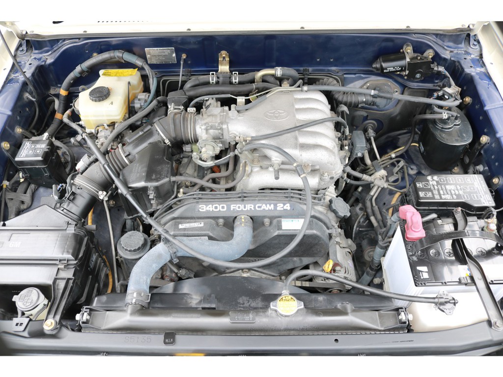 トルクフルな走りのＶ６・３４００ｃｃ！タイミングベルトも交換済みです！