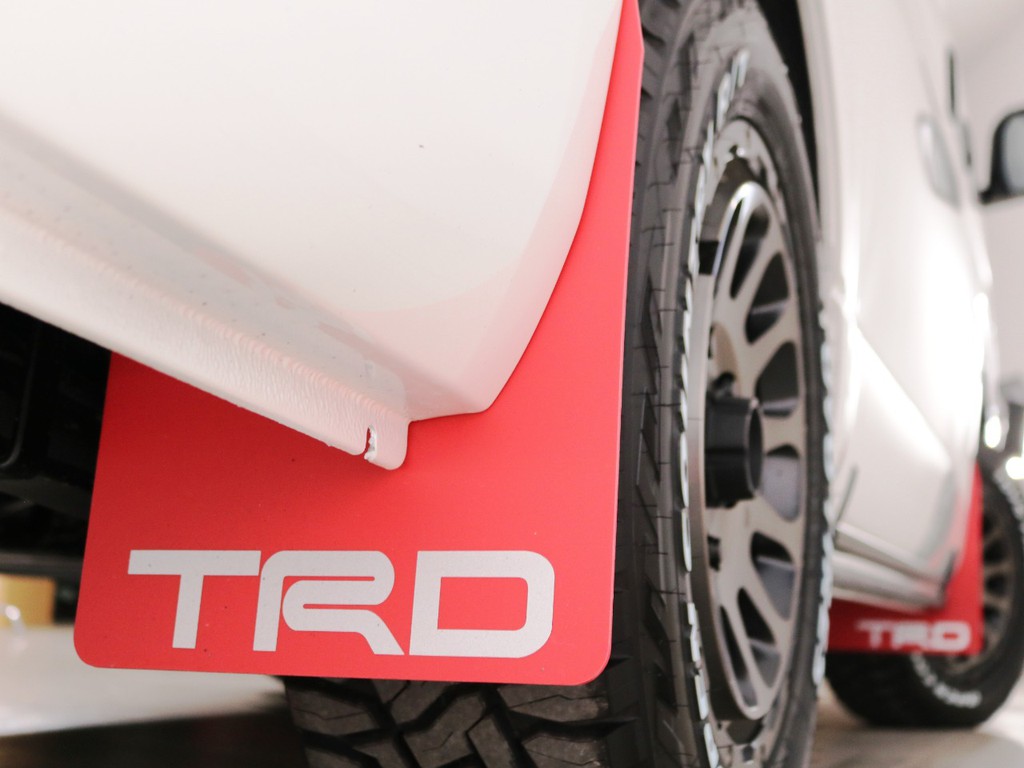 ＴＲＤ　マッドフラップ取り付け済み♪