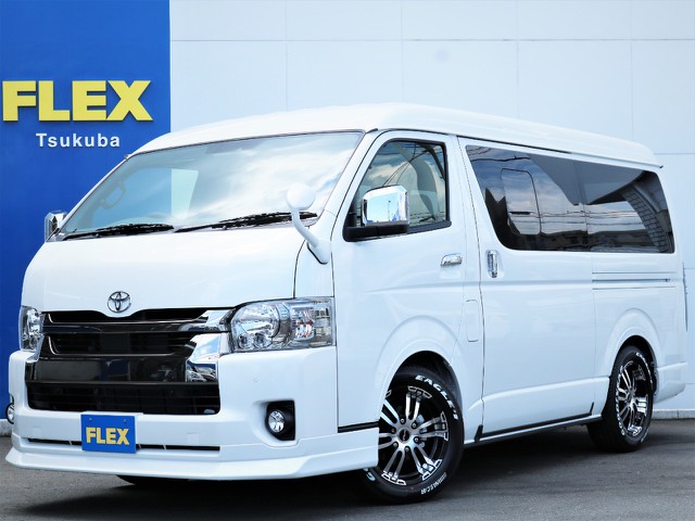 新車ハイエースＶスーパーＧＬ５人乗り４ＷＤガソリン特別仕様車ダークプライム２！