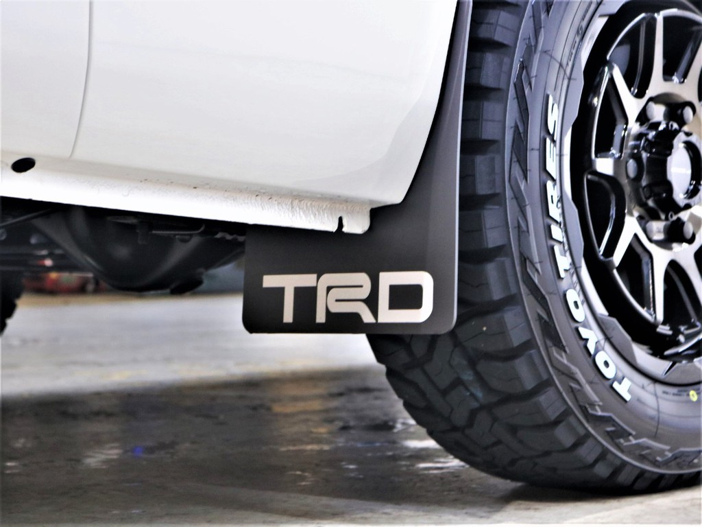 ＴＲＤマッドフラップ装着！