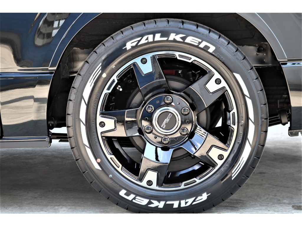 オリジナル17インチアルミホイール・ファルケンタイヤ（車検対応）