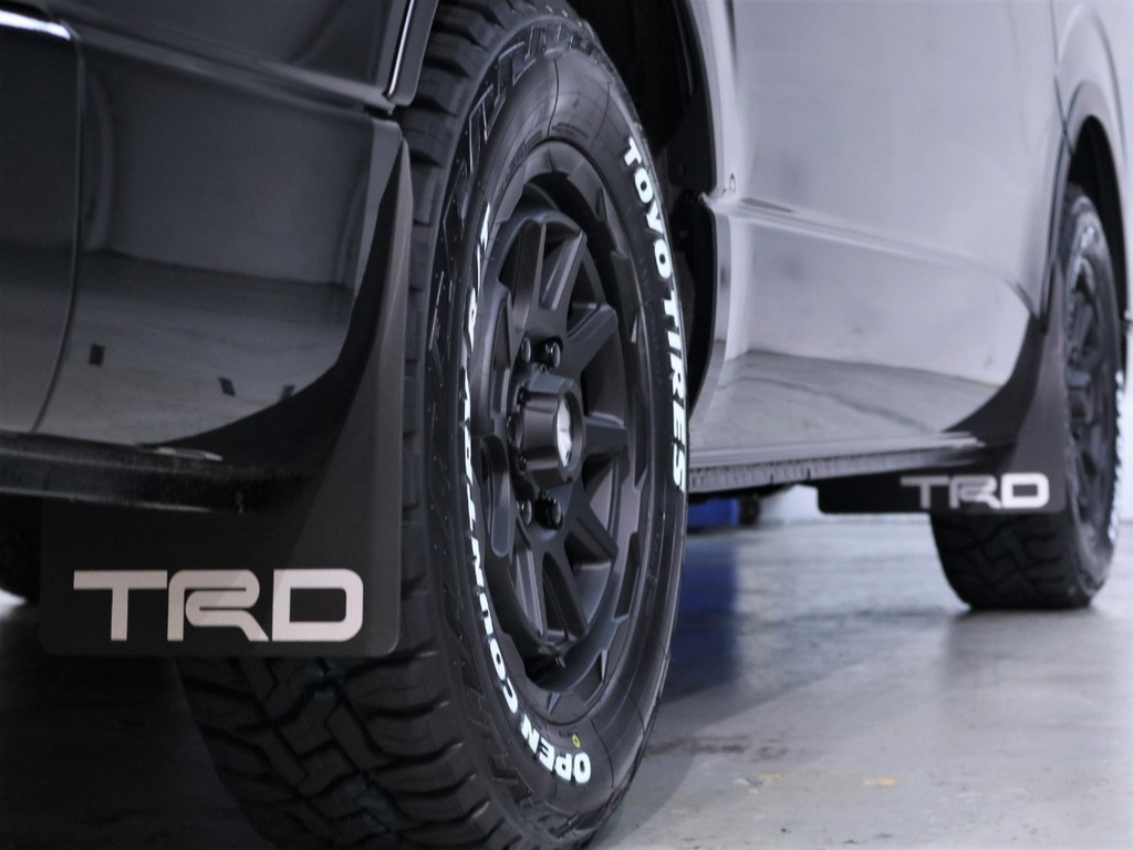 ＴＲＤマットフラップを装着しております！