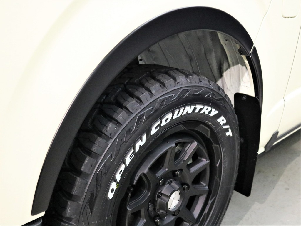ＦＬＥＸ【ＤｅｌｆｉｎｏＬｉｎｅ】オーバーフェンダーマットブラック！